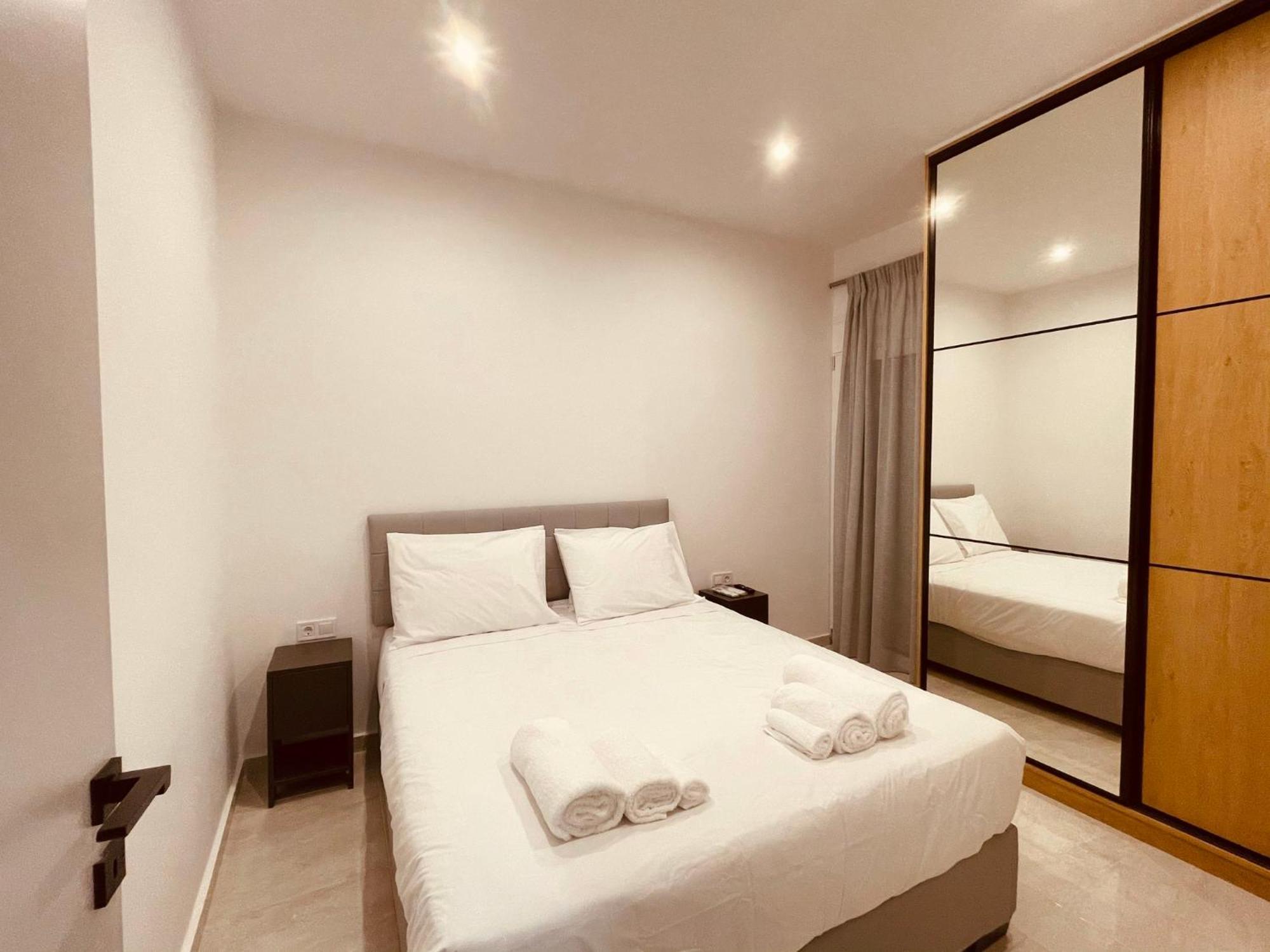 Your Place !! - 102 Chania  Bagian luar foto