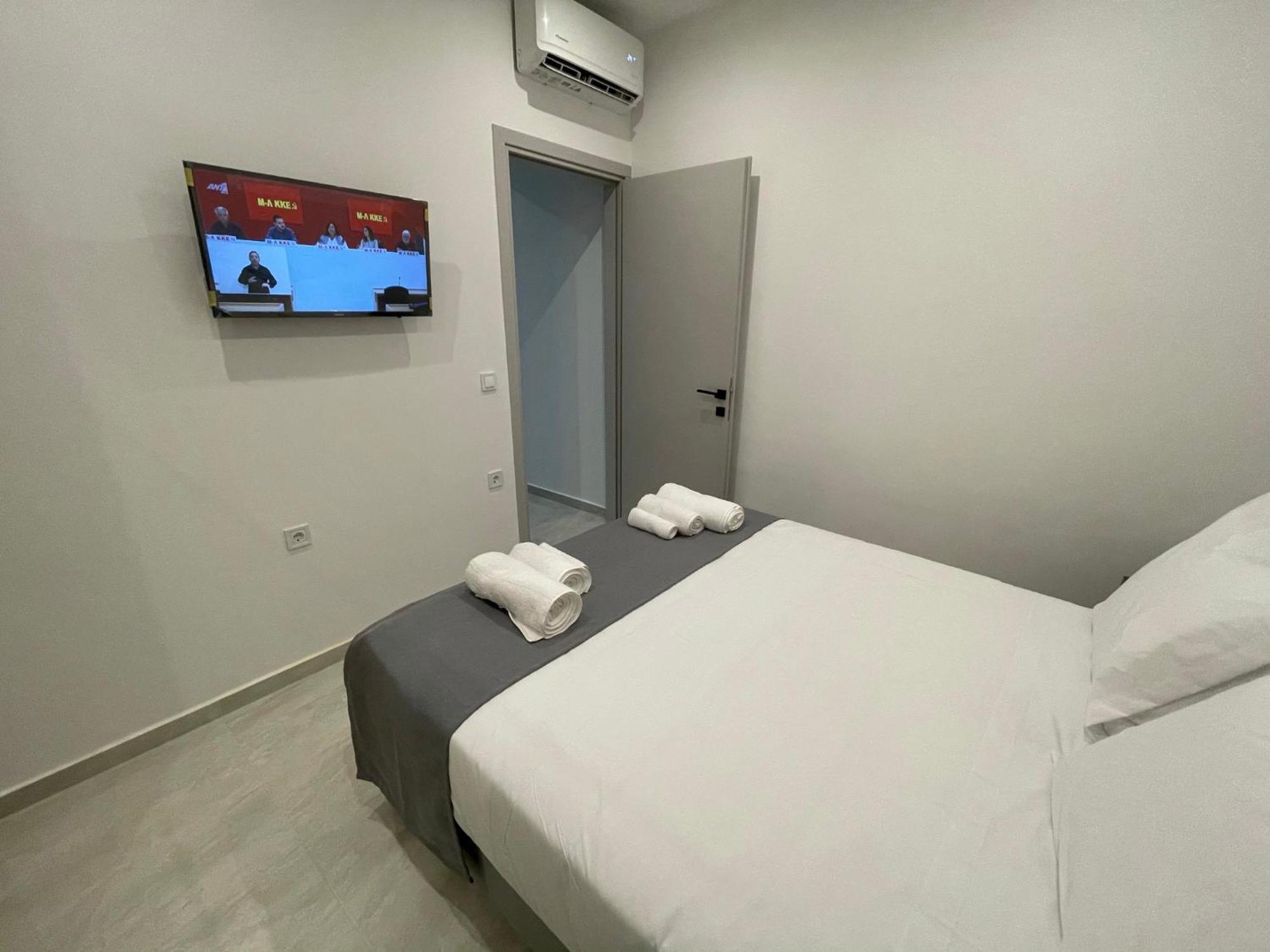 Your Place !! - 102 Chania  Bagian luar foto