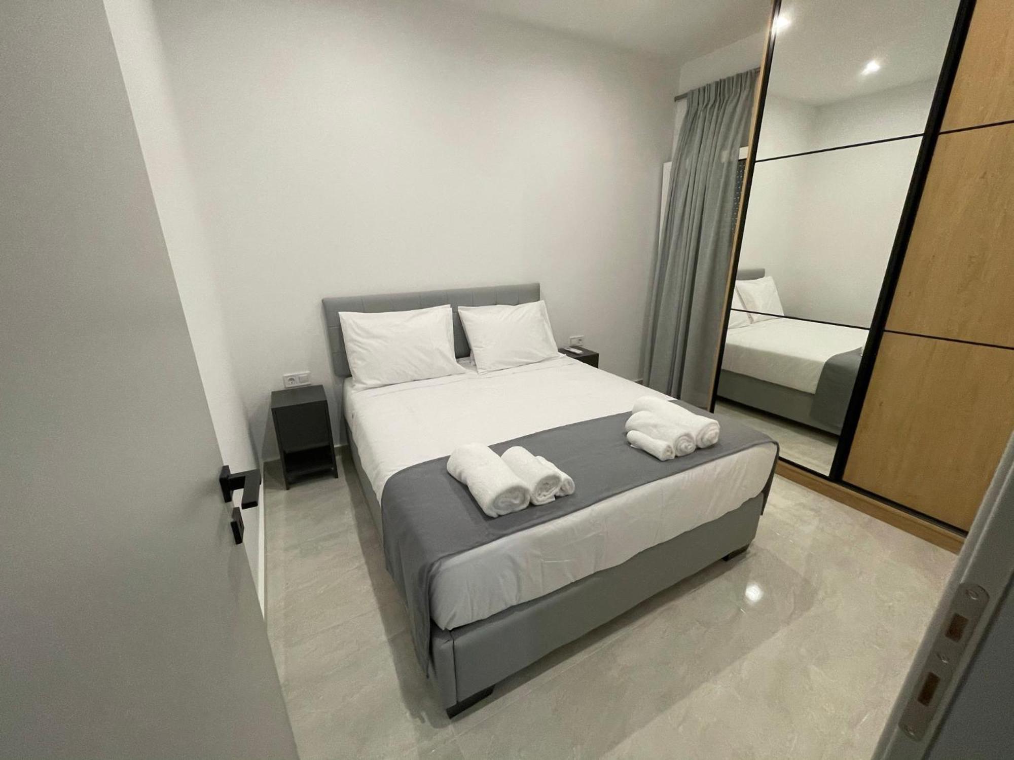 Your Place !! - 102 Chania  Bagian luar foto